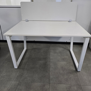 사무용/학생용 책상 (동양퍼니처) 판매합니다. 모두 화이팅 하세요!