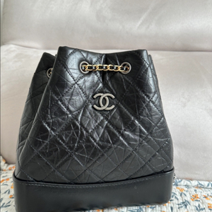 샤넬 가브리엘 백팩 스몰 체인백