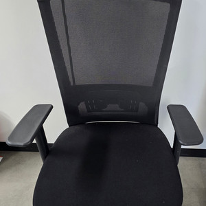 인체공학 사무용 의자(요추보호) 팝니다. 모두 화이팅 하세요!