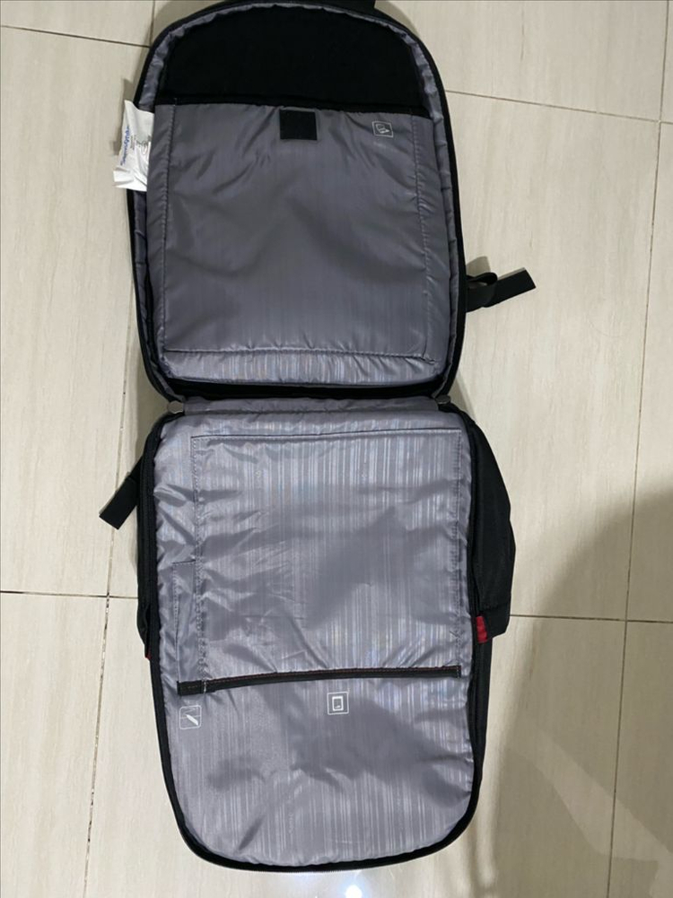 샘소나이트 백팩 블랙 이미지