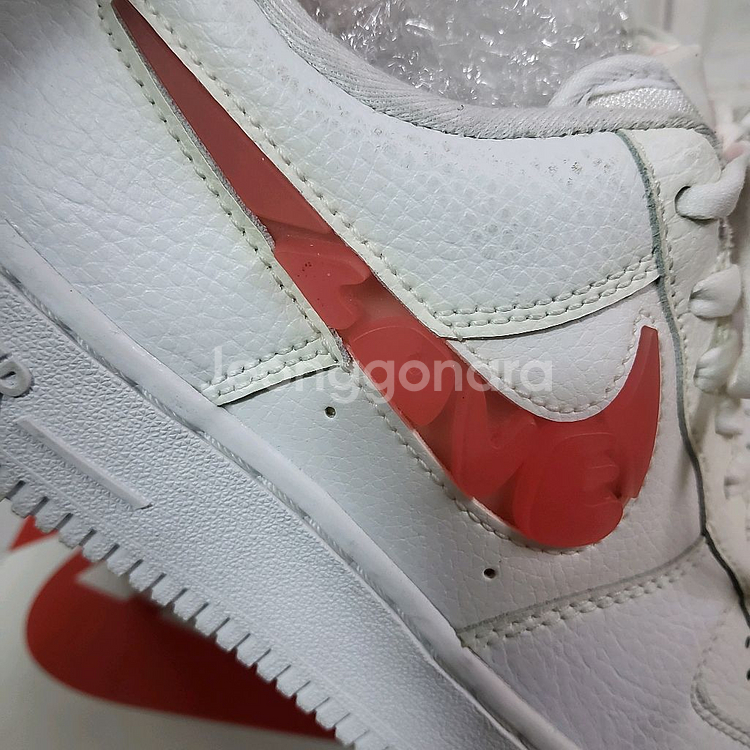 나이키 에어포스 1 발렌타인데이 운동화 여성 235 이쁨--1