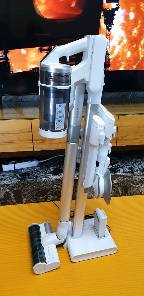 삼성 비스포크 제트 무선청소기+청정스테이션 이미지