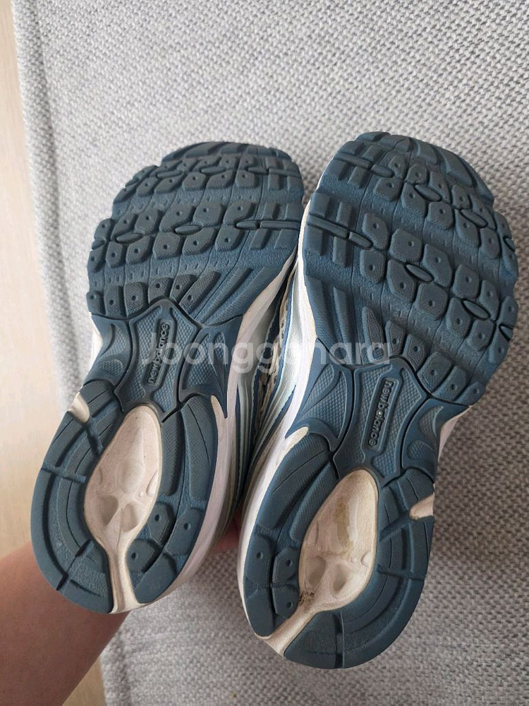 뉴발란스 키즈 운동화 740 190사이즈 팝니다--6