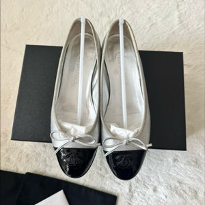 샤넬 발레리나 플랫 37