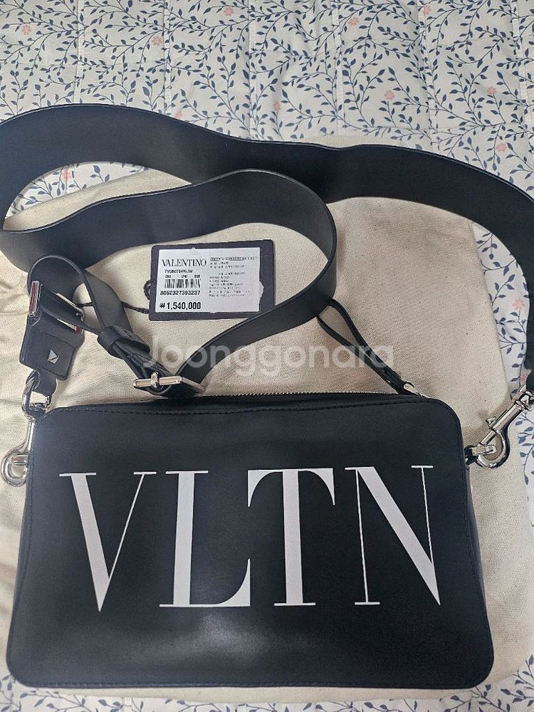 정품 발렌티노 VLTN로고 크로스백--7