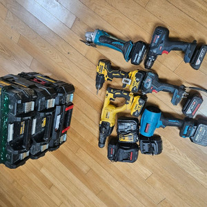 디월트 마끼다 무선공구 세트