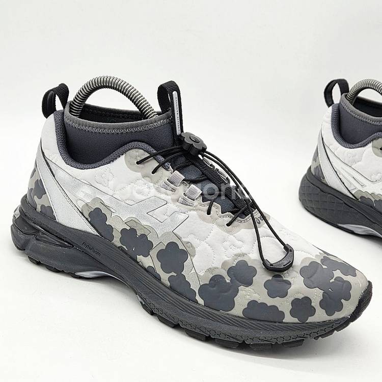 아식스 x 세실리에 반센 젤 터레인 MT 퓨어 실버 (25.25)--5