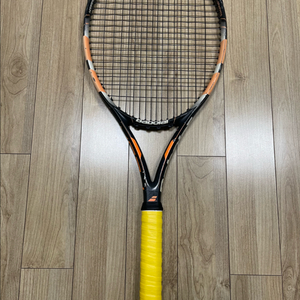 바볼랏 플로우 투어 테니스라켓 팝니다