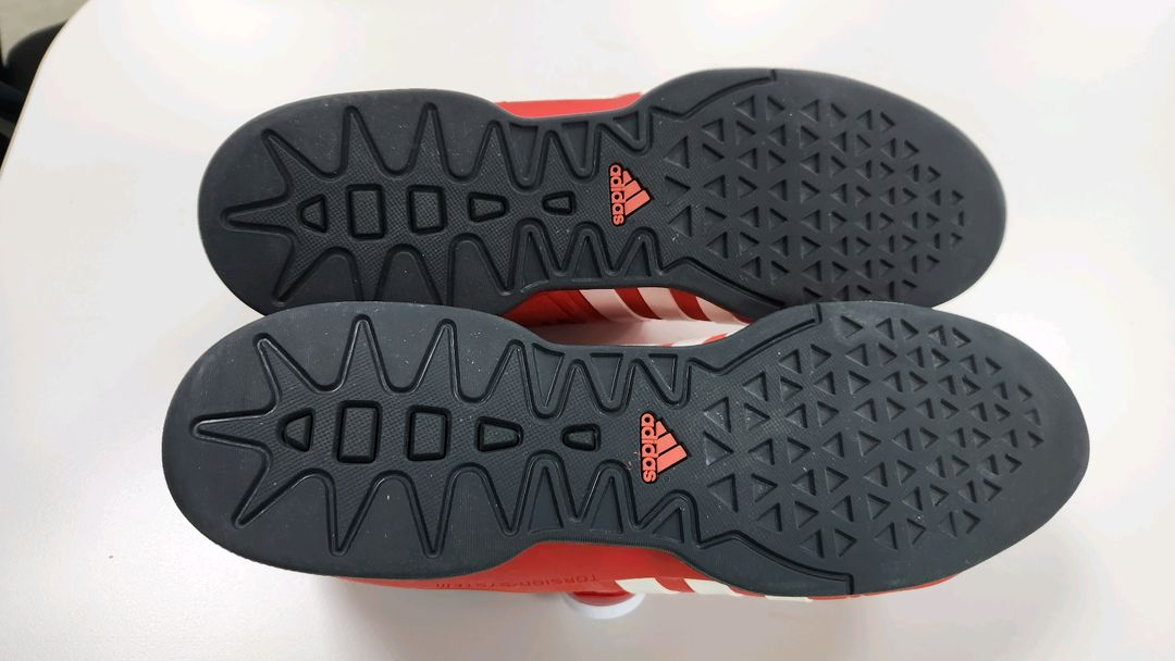 아디파워1 역도화 US9.5(275mm) 이미지