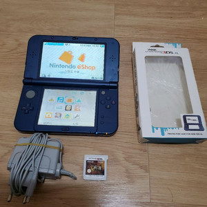 닌텐도 뉴3ds xl 상태좋고 몇일사용않한거 팝니다