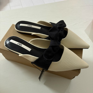 자라 리본 뮬 39사이즈 245 새상품