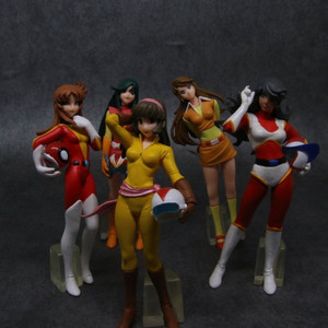 은하철도 황금박쥐 새리 메텔 베르사유의장미 요괴인간 마징가