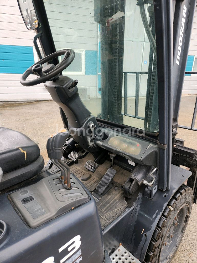 두산지게차 중고지게차--8