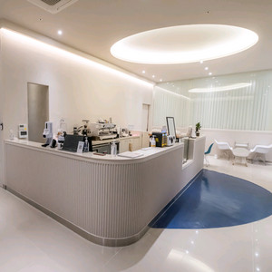 피트니스더원 압구정 (27년 2월까지)