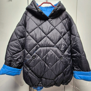 누빔 웰런 후드 패딩 점퍼 블랙 프리사이즈