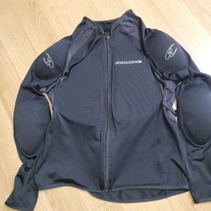 코미네 이너프로텍터 Sk-265 2xl 팝니다.