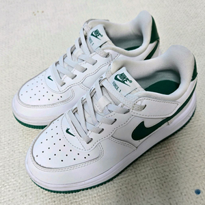 나이키 키즈 에어 포스 원 그린로고 180