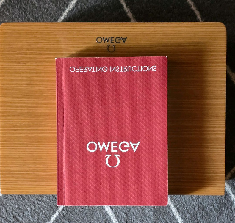 다이버 시계 300m 방수 이미지