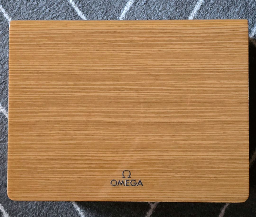 다이버 시계 300m 방수 이미지