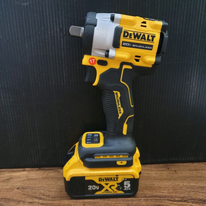 디월트 충전 임팩 렌치 DCF922 새제품배터리포함