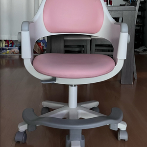 시디즈 링고 의자(한샘) + 발받침대 팝니다.