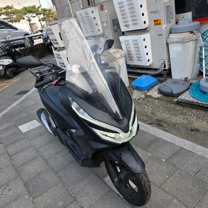 20년식 더뉴pcx 팝니다