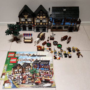 레고 10193 구형 중세마을