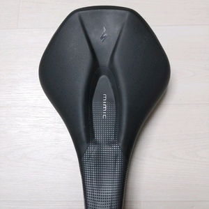 컨디션상급) 스페셜라이즈드 파워 미믹 안장 155미리 팝니다.(택포8.5만)