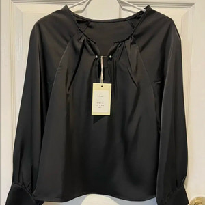 르라트 피르체 블라우스