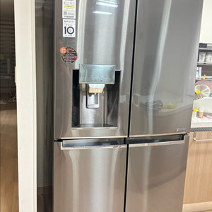 (상태좋은) LG 디오스 얼음정수기냉장고 4도어