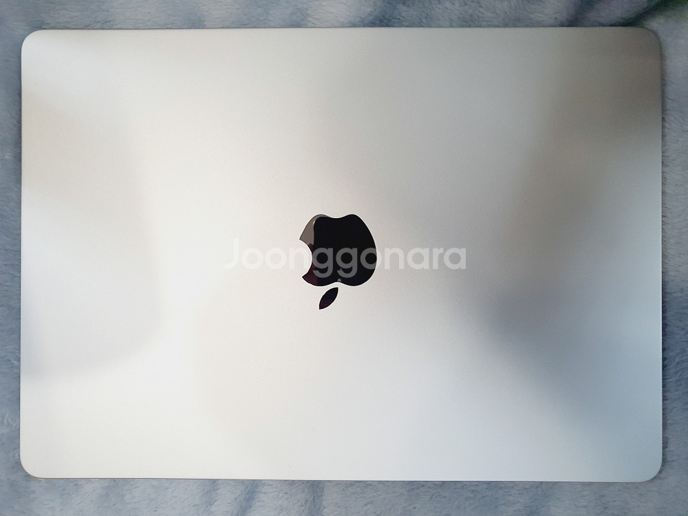 개봉 신품급 맥북에어13 M4 램16GB 10core MW0X3KH/A 판매합니다--2