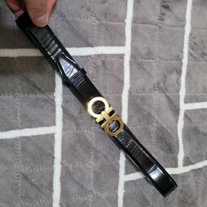 정품 페라가모 금장 여성 벨트