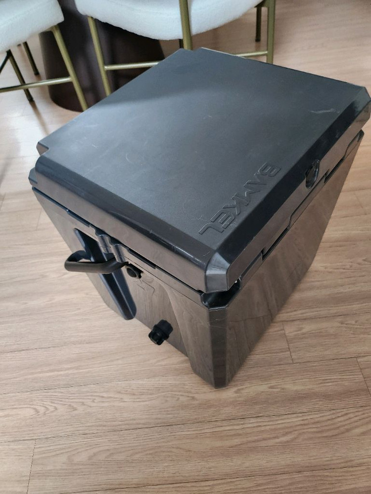 밤켈 하드쿨러 27qt 아이스박스--1