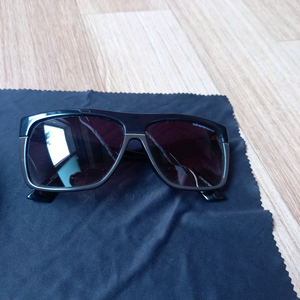 EA 엠포리오아르마니 여성용 선글라스