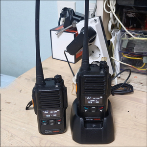 탑라디오 디지탈 업무용 무전기 TDR-400 2대 일괄 중고판매