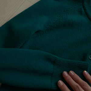 부디무드라 쁘띠가디건 m 정가159,-