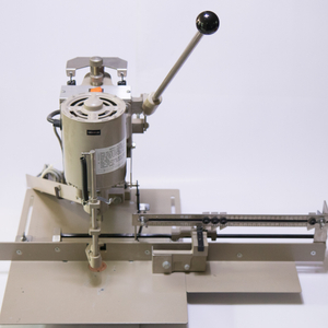 일본 우찌다(UCHIDA) D-5 천공기 깨끗한 기계