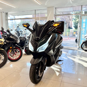 24년식 포르자 43,XXXkm 판매합니다:)