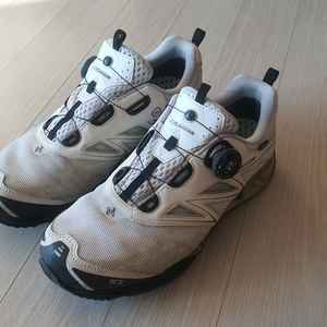 K2 플라이워크 고어텍스 트레킹화 270사이즈