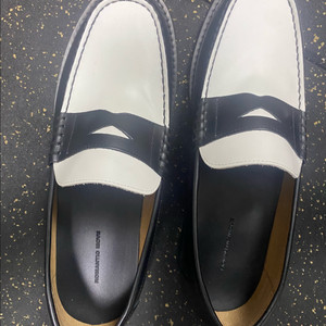 로맨틱무브 페니로퍼