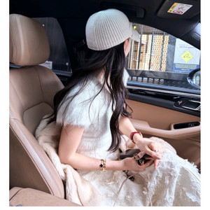 런던혜원 브라운햇 니팅모자 아이보리 새상품