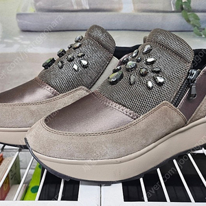 제옥스 여성스니커즈 245 키높이신발 통굽 4cm 슈즈 HB59