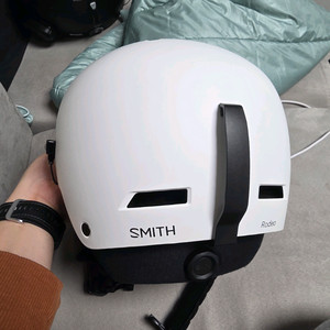 2425 스미스 로데오 헬멧 (블루투스장착) 팝니다