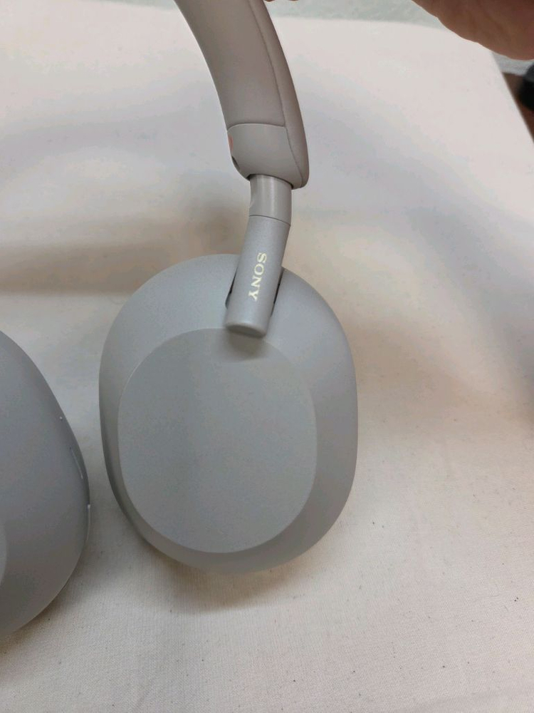 소니 WH 1000XM5 헤드폰 (플래티넘실버)--3
