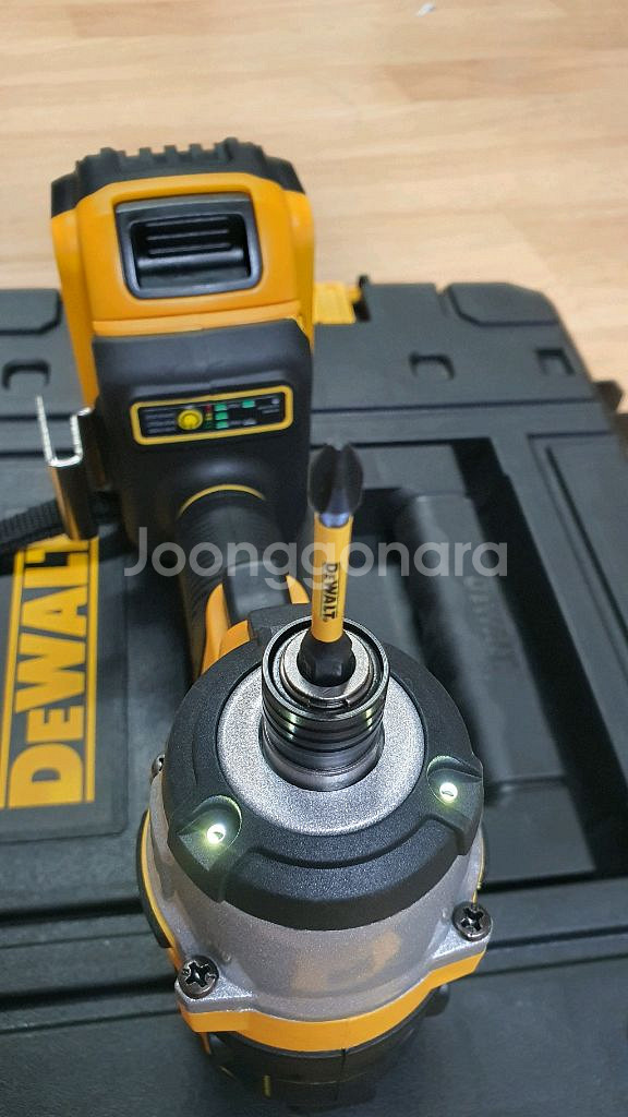 디월트/20V 임팩 렌치 임팩 드라이버/콤보 풀세트--6