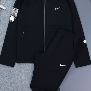 나이키 블랙본딩 기모 트레이닝복 세트 이미지