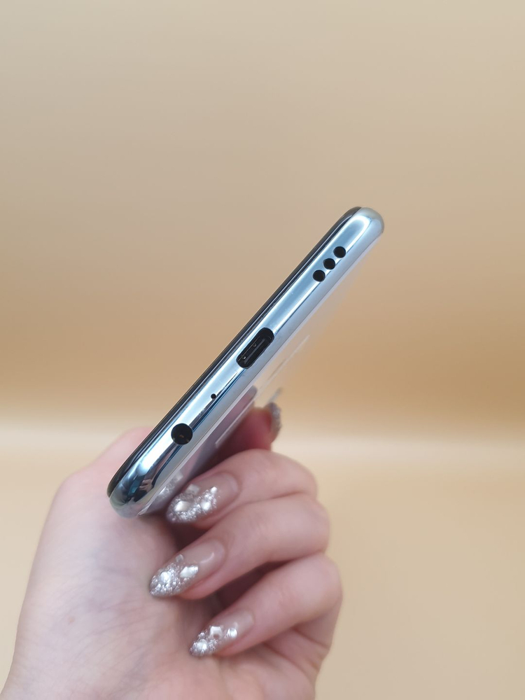 Q51 (LM-Q510N) 블루 32G 판매합니다--4