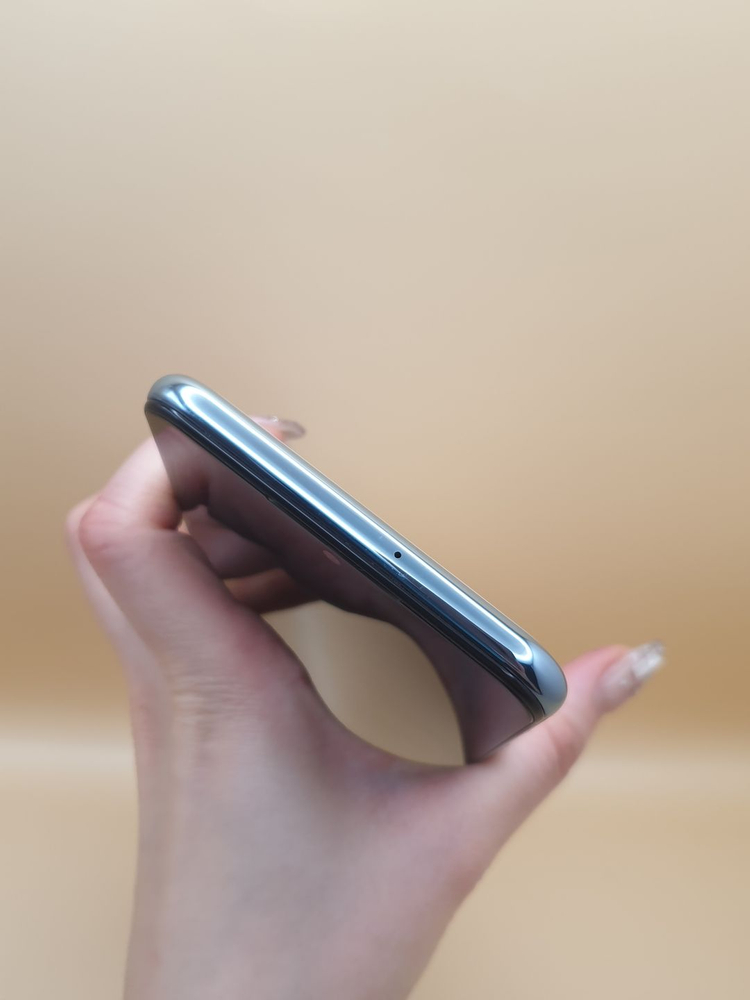 Q51 (LM-Q510N) 블루 32G 판매합니다--6