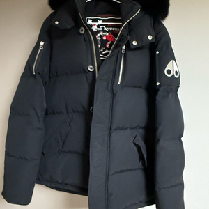 무스너클 쓰리쿼터 이미지