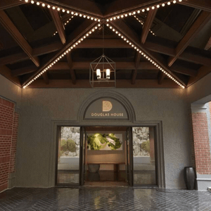 워커힐 더글라스 하우스 디럭스 더블룸 (마운틴뷰) /12월 31일 (수요일) ~1일(목요일) 이미지